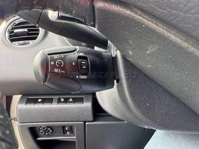 2012 Peugeot 3008 - 16