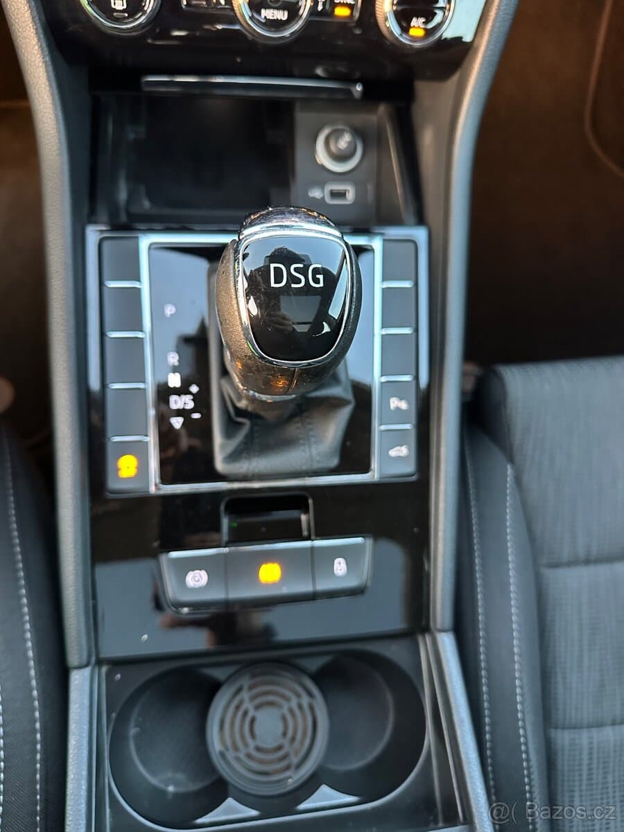 2019 Škoda SUPERB - 16