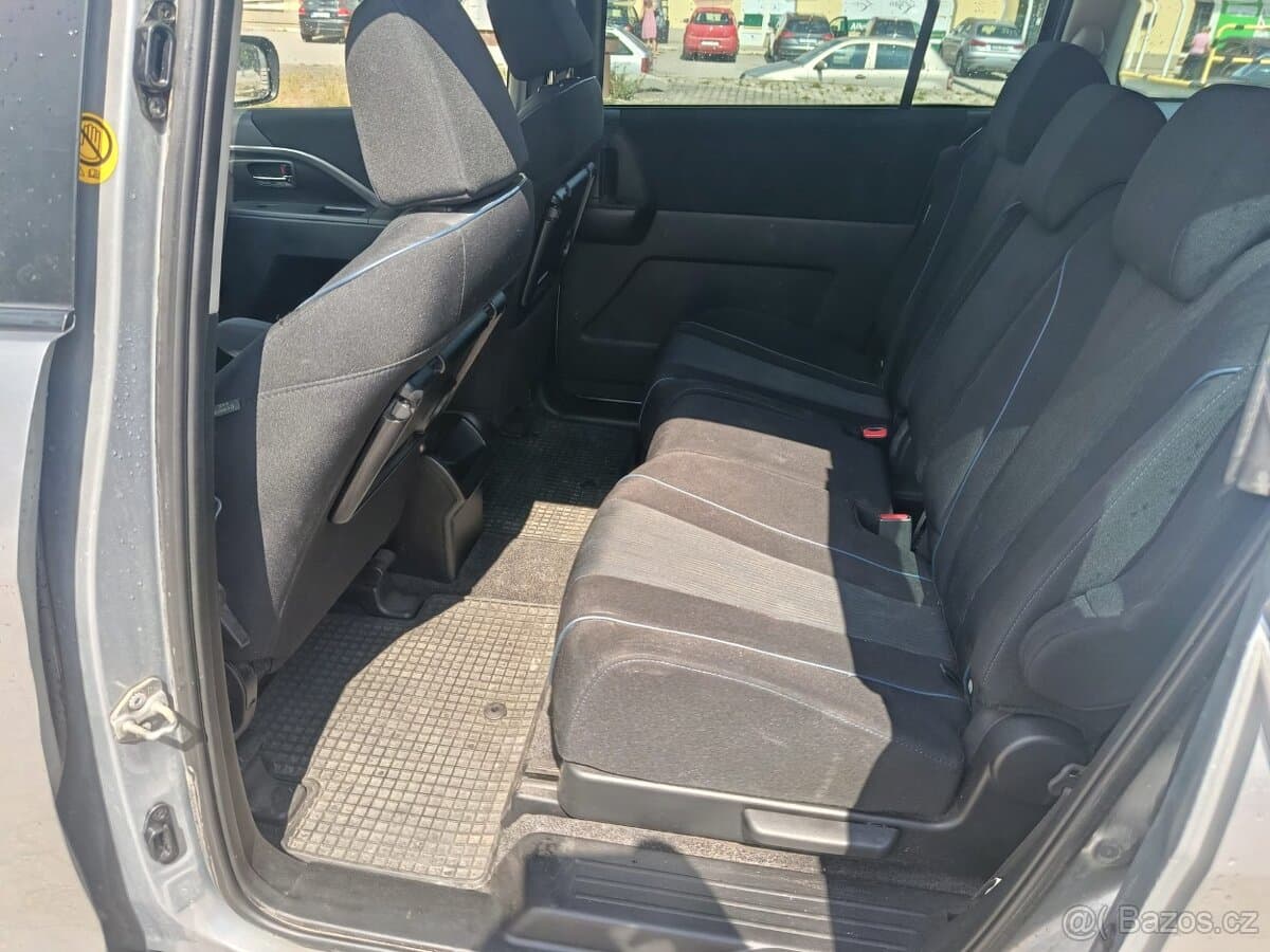 2012 Mazda 5 - 16