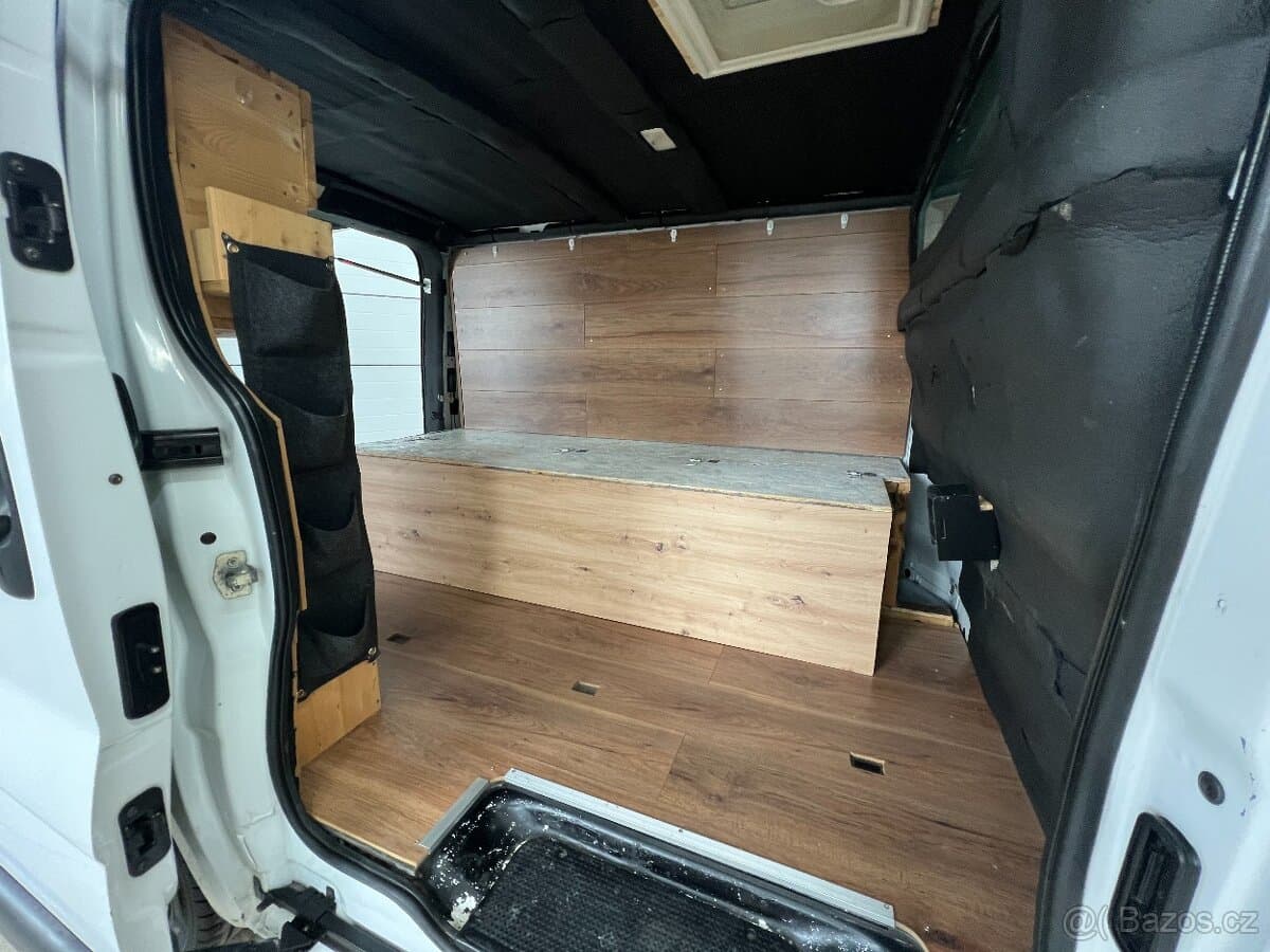 2011 Nissan OSTATNÍ - 16