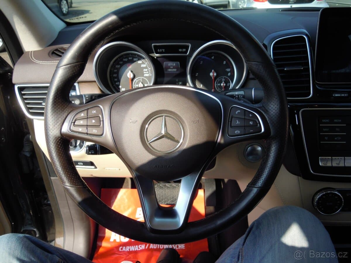2017 Mercedes-Benz GLE - 16