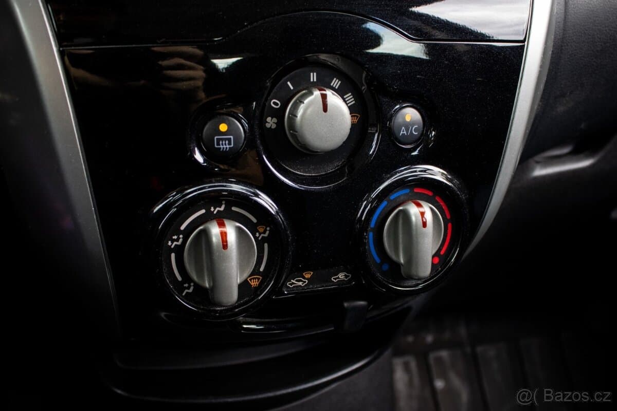 2015 Nissan NOTE - 16