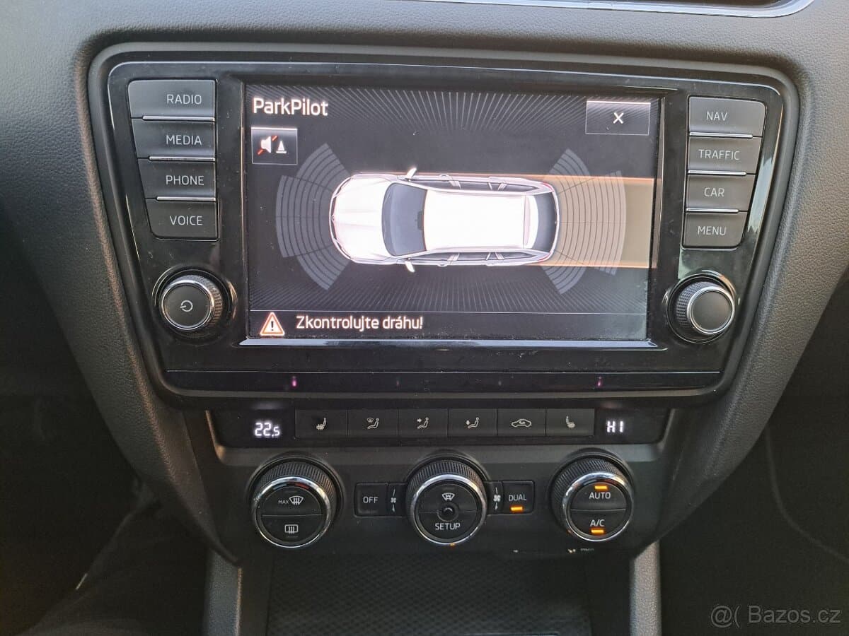 2015 Škoda OCTAVIA - 16