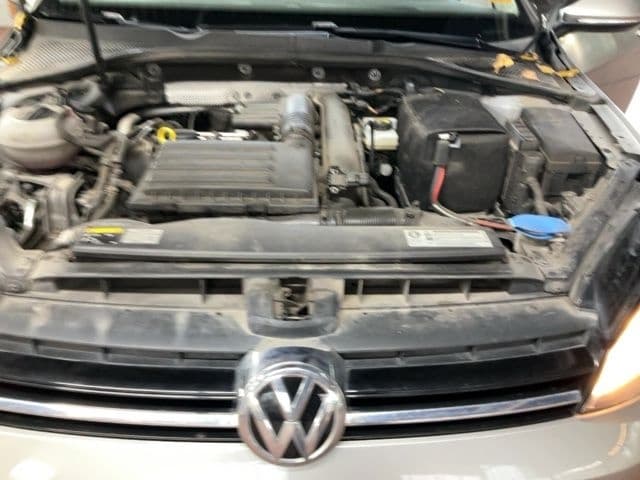 2013 Volkswagen GOLF - 16