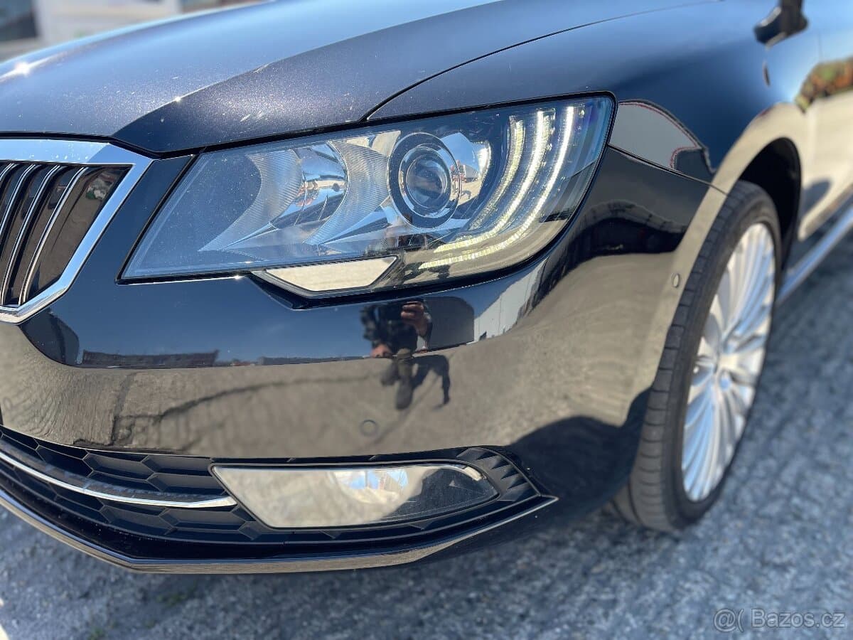 2015 Škoda SUPERB - 16