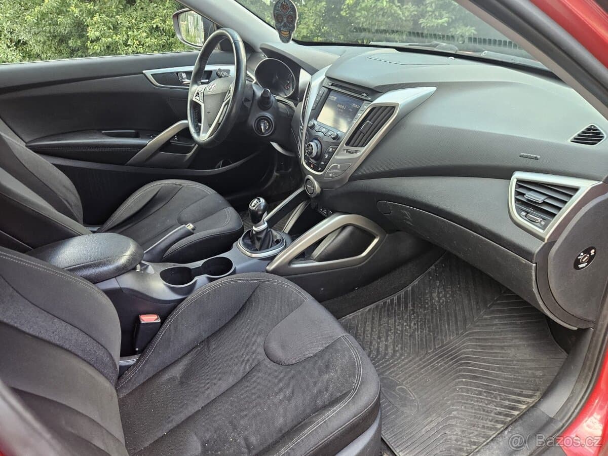 2012 Hyundai VELOSTER - 16