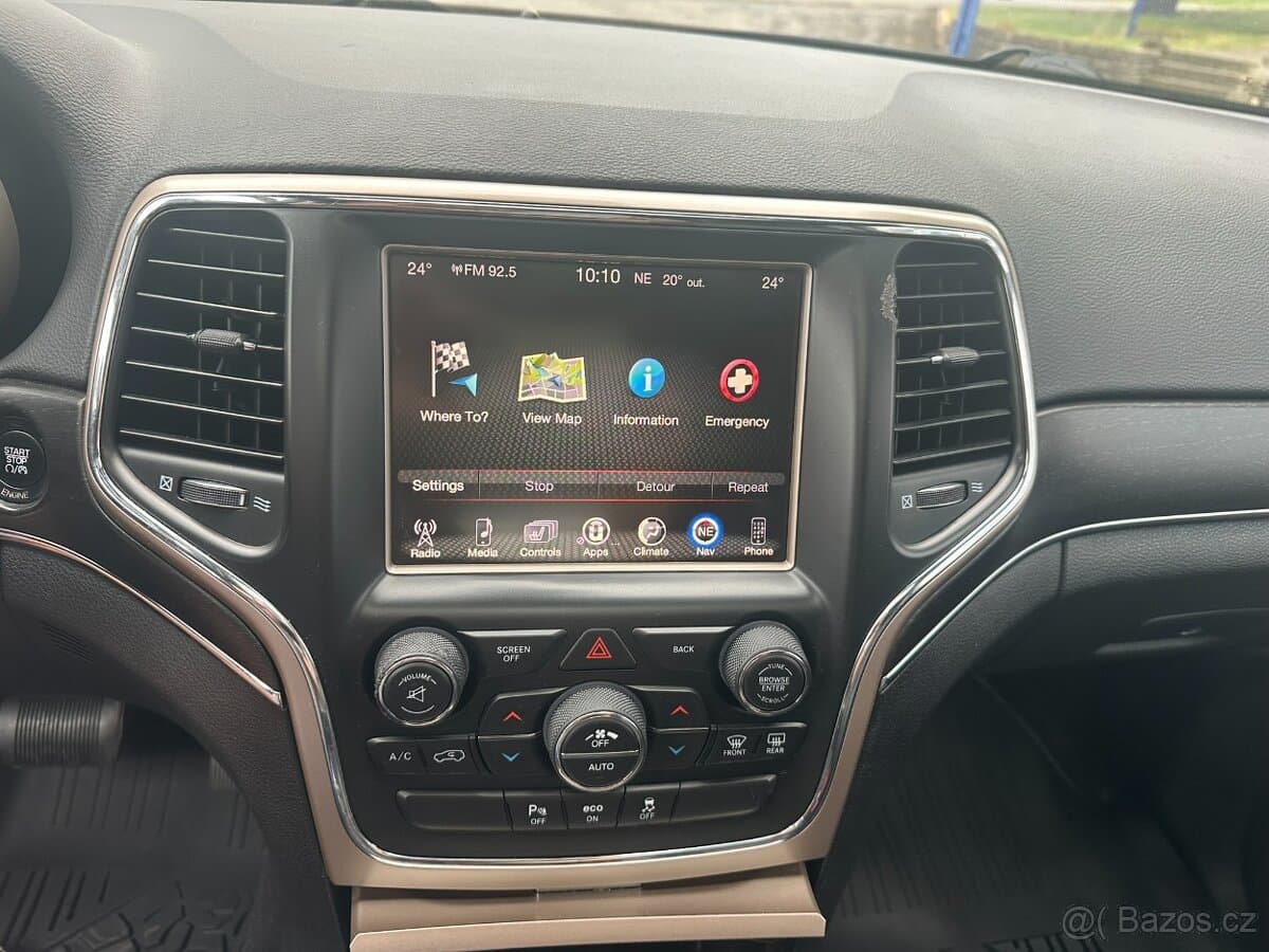 2015 Jeep CHEROKEE - 16