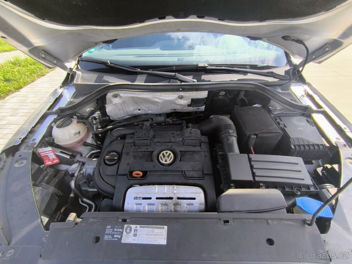 2009 Volkswagen TIGUAN - 16