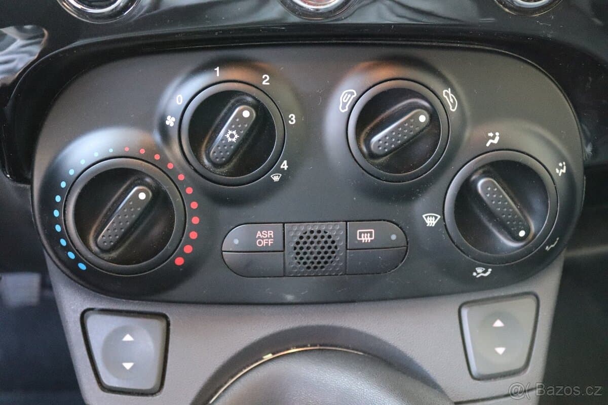 2013 Fiat 500 - 16