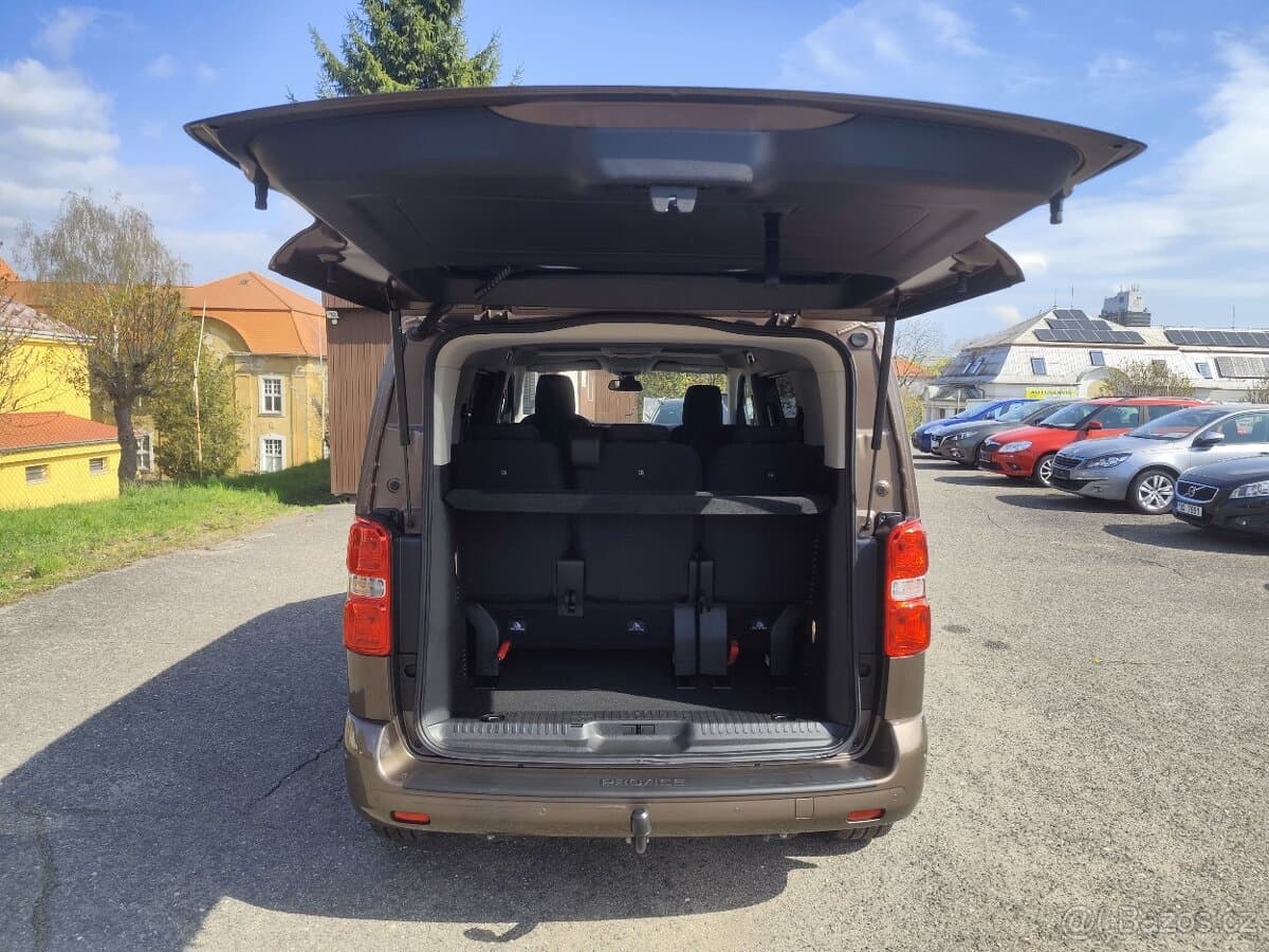 2020 Toyota PROACE - 16
