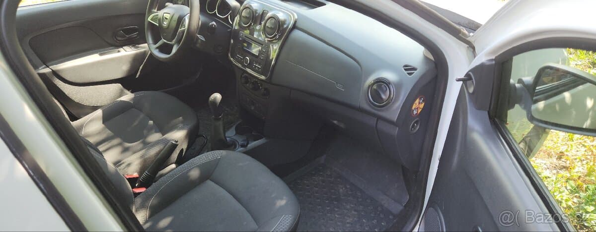 2017 Dacia LOGAN - 16