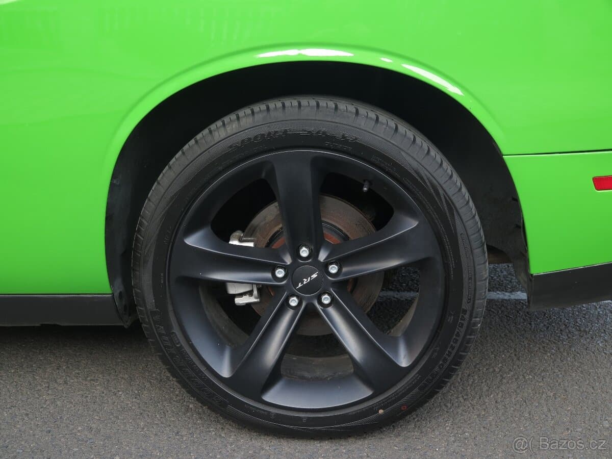 2017 Dodge CHALLENGER - 16