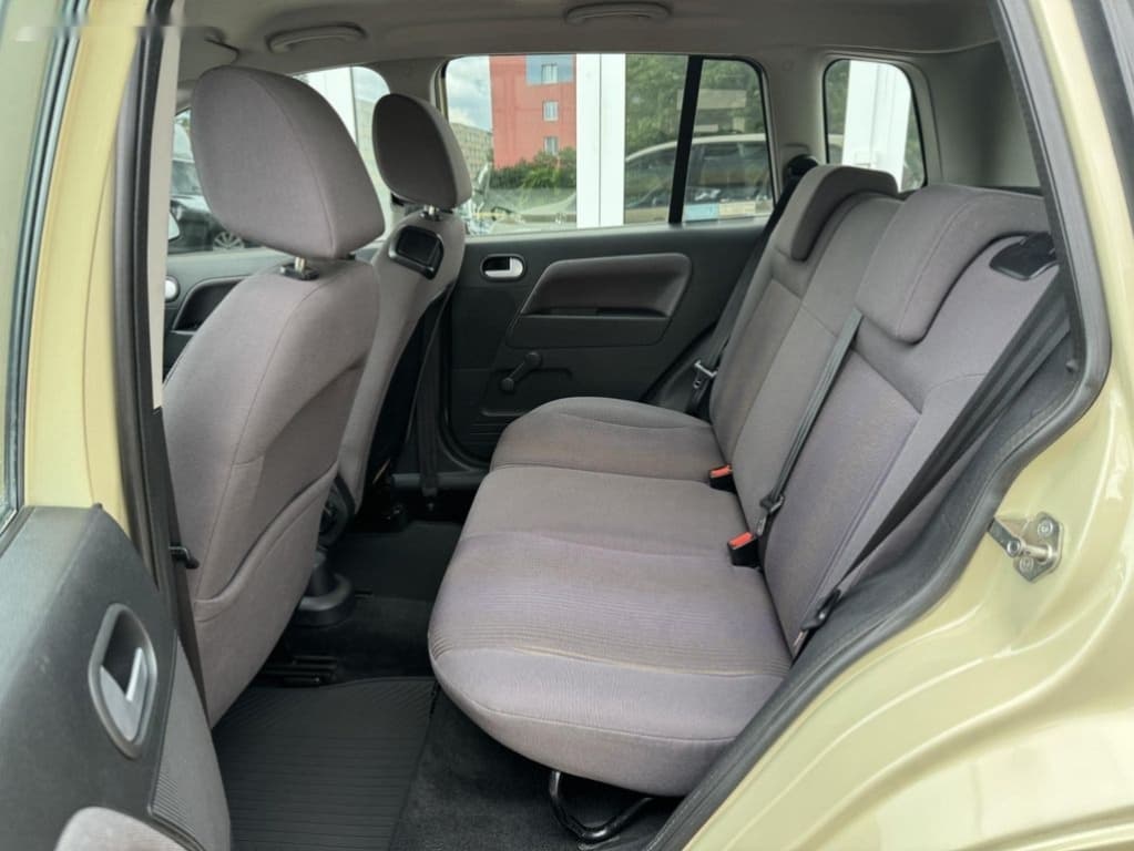 2009 Ford FUSION - 16