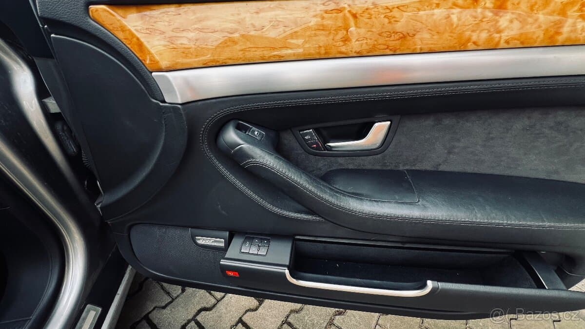 2004 Audi A8 - 16