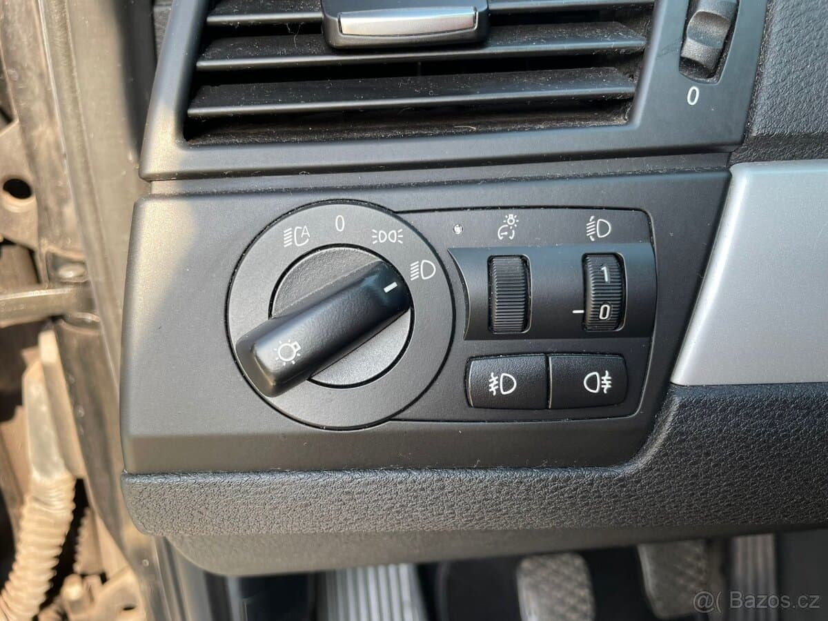 2007 BMW X3 - 16