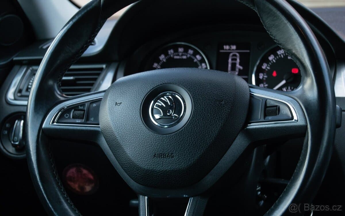 2014 Škoda RAPID - 16