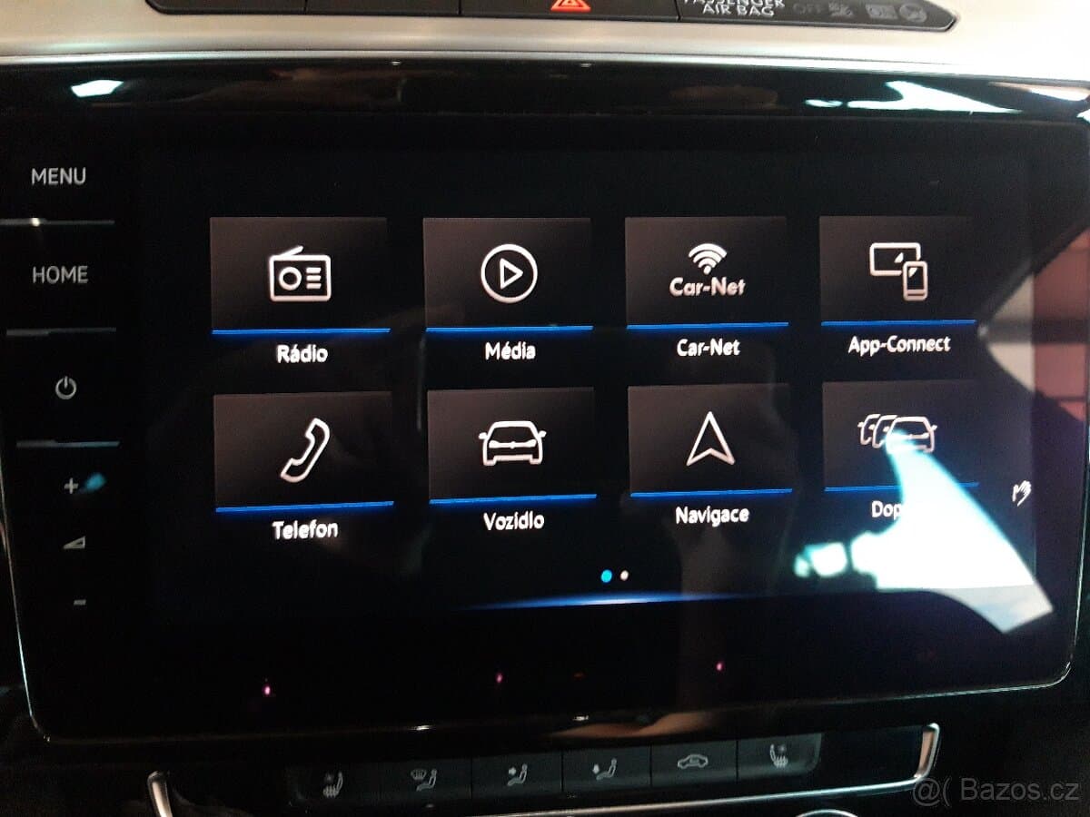 2019 Volkswagen PASSAT - 16