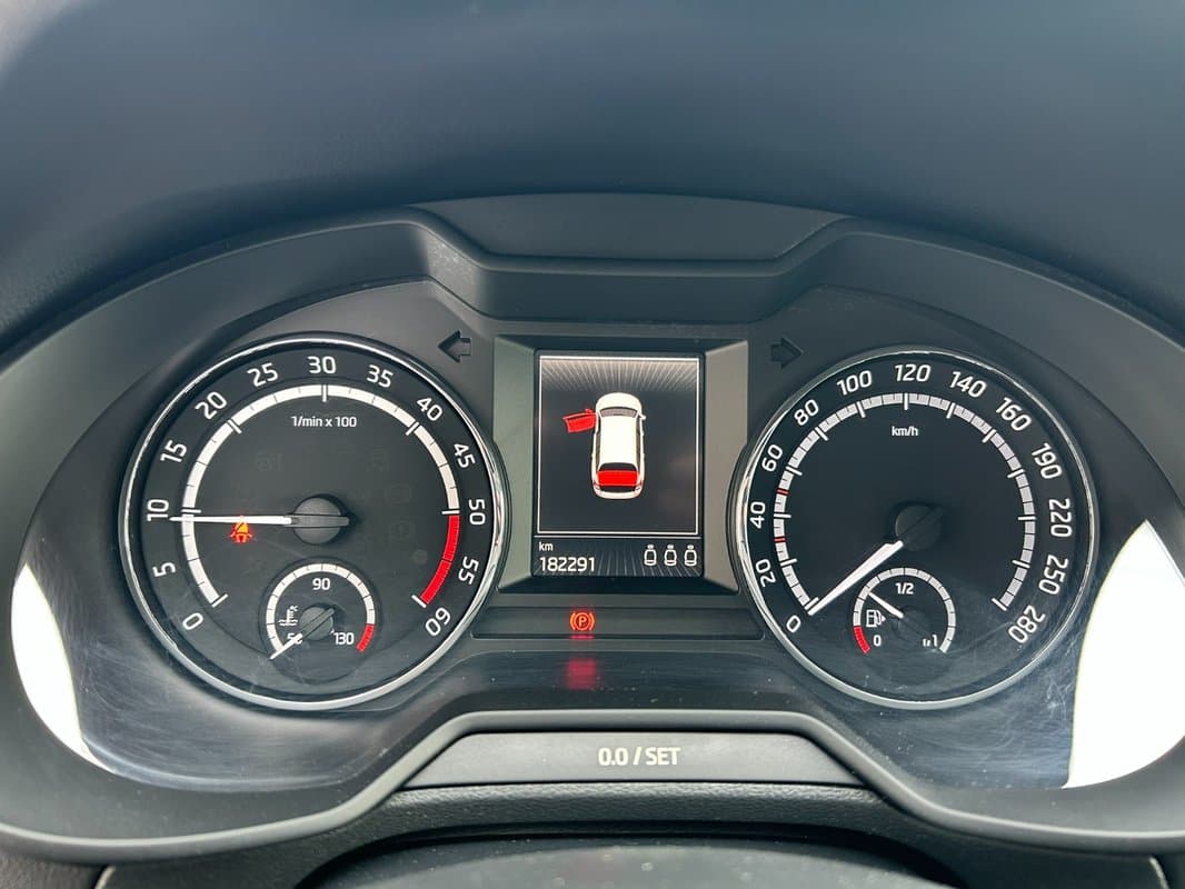 2015 Škoda OCTAVIA - 16