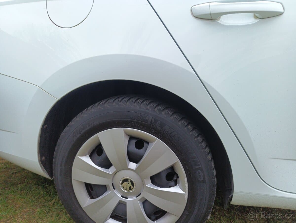 2015 Škoda FABIA - 16