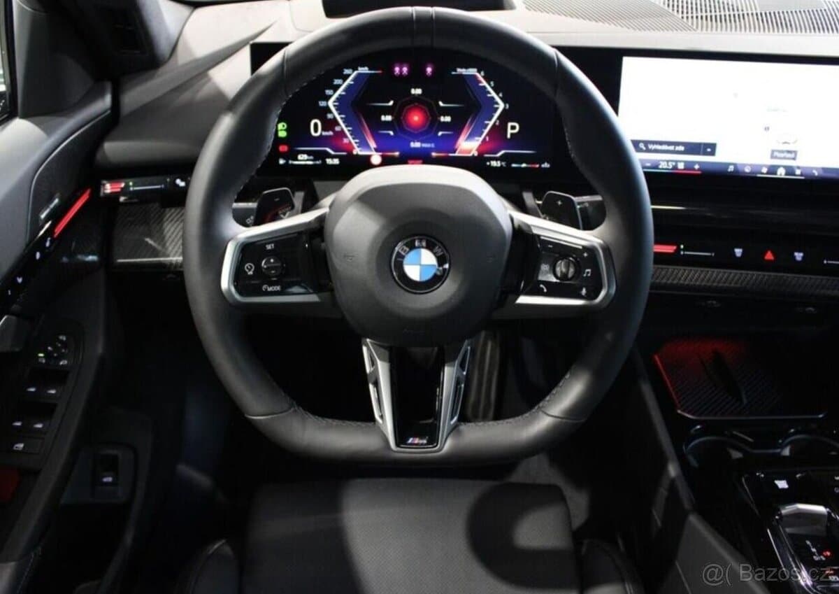 2025 BMW 5-SERIES - 16