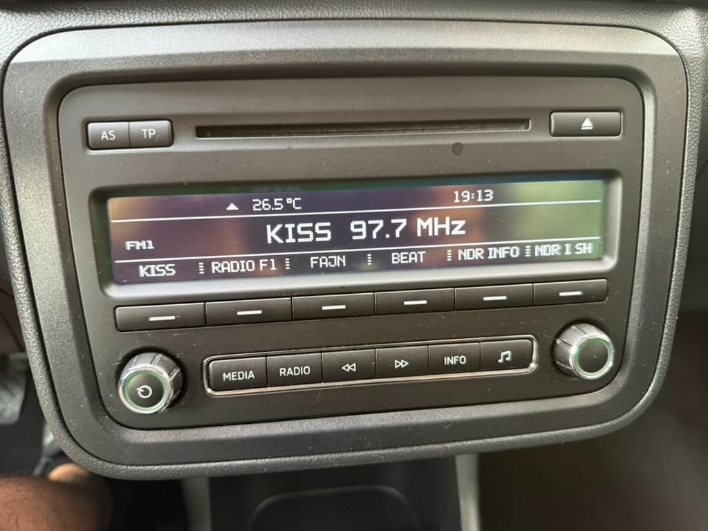 2014 Škoda FABIA - 16