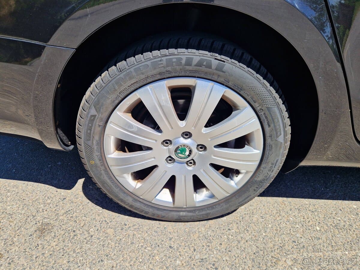 2013 Škoda SUPERB - 16