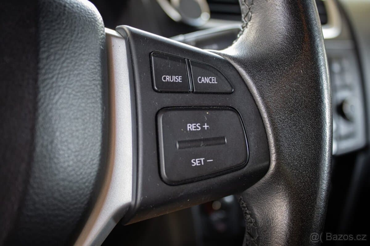 2015 Suzuki SWIFT - 16