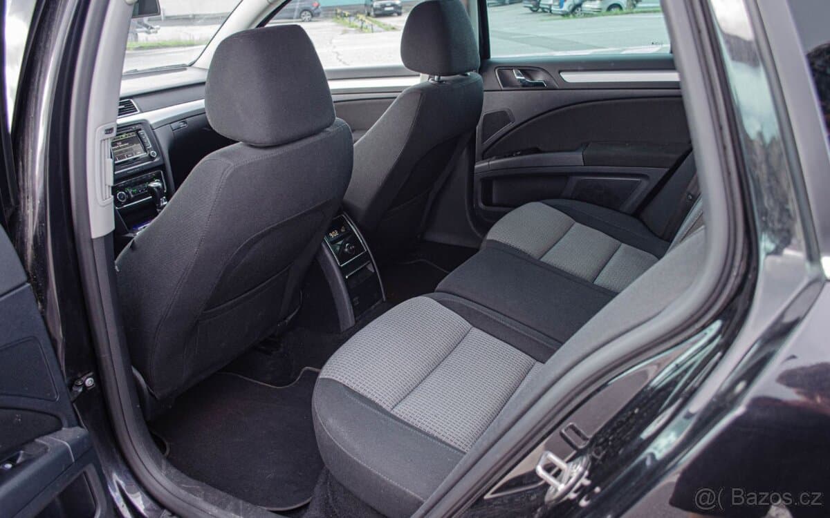 2013 Škoda SUPERB - 16