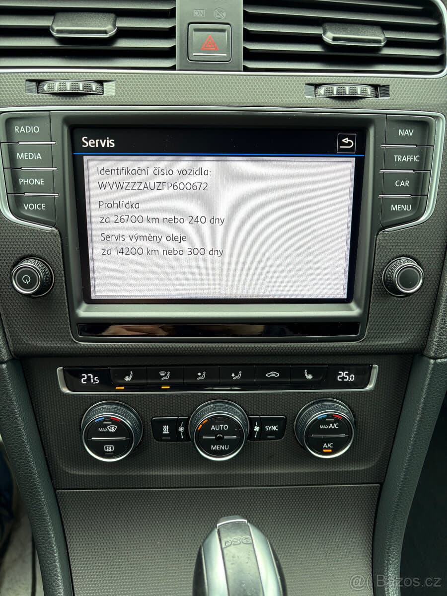 Volkswagen GOLF - 16