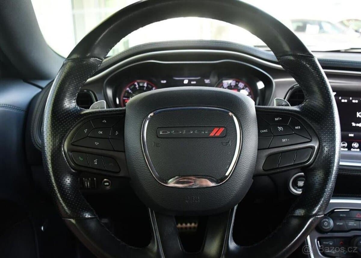2020 Dodge CHALLENGER - 16
