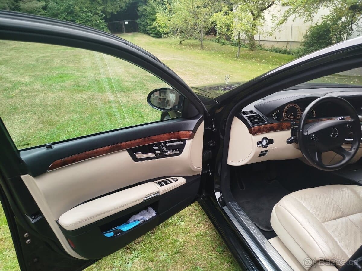 Mercedes-Benz SL - 16