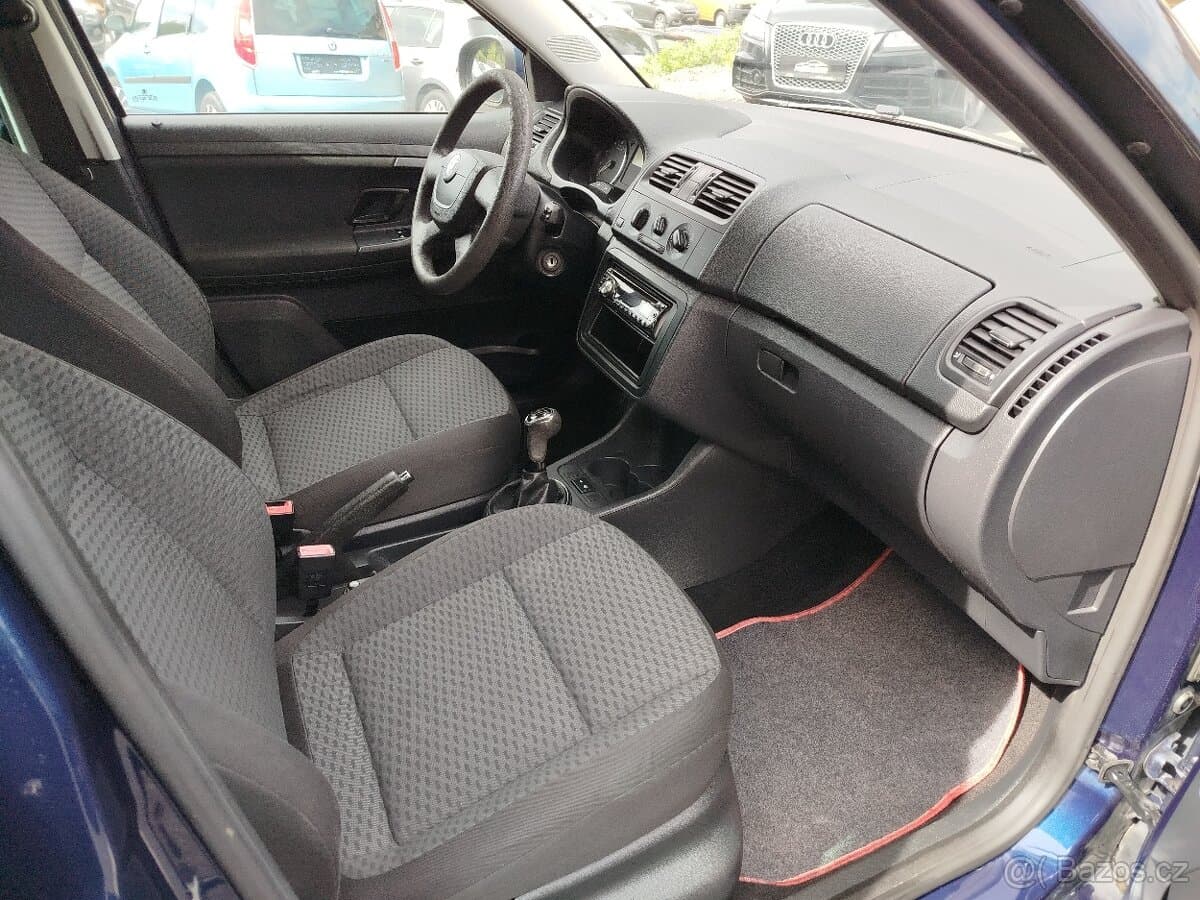 2010 Škoda FABIA - 16