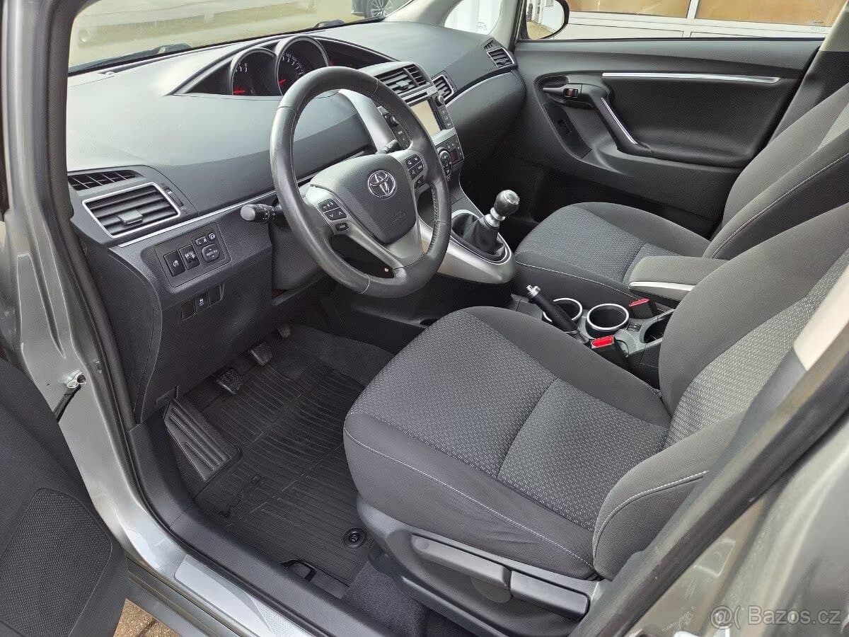 2014 Toyota VERSO - 16