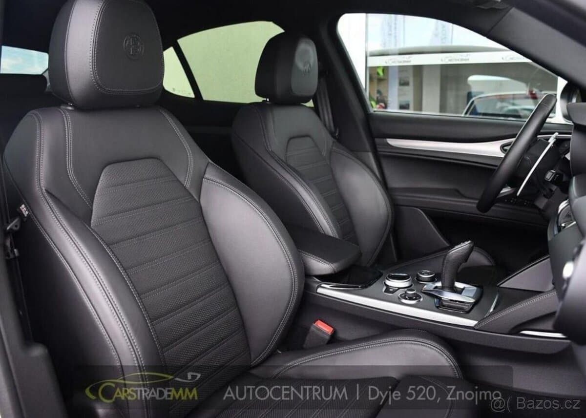 2024 Alfa Romeo STELVIO - 16