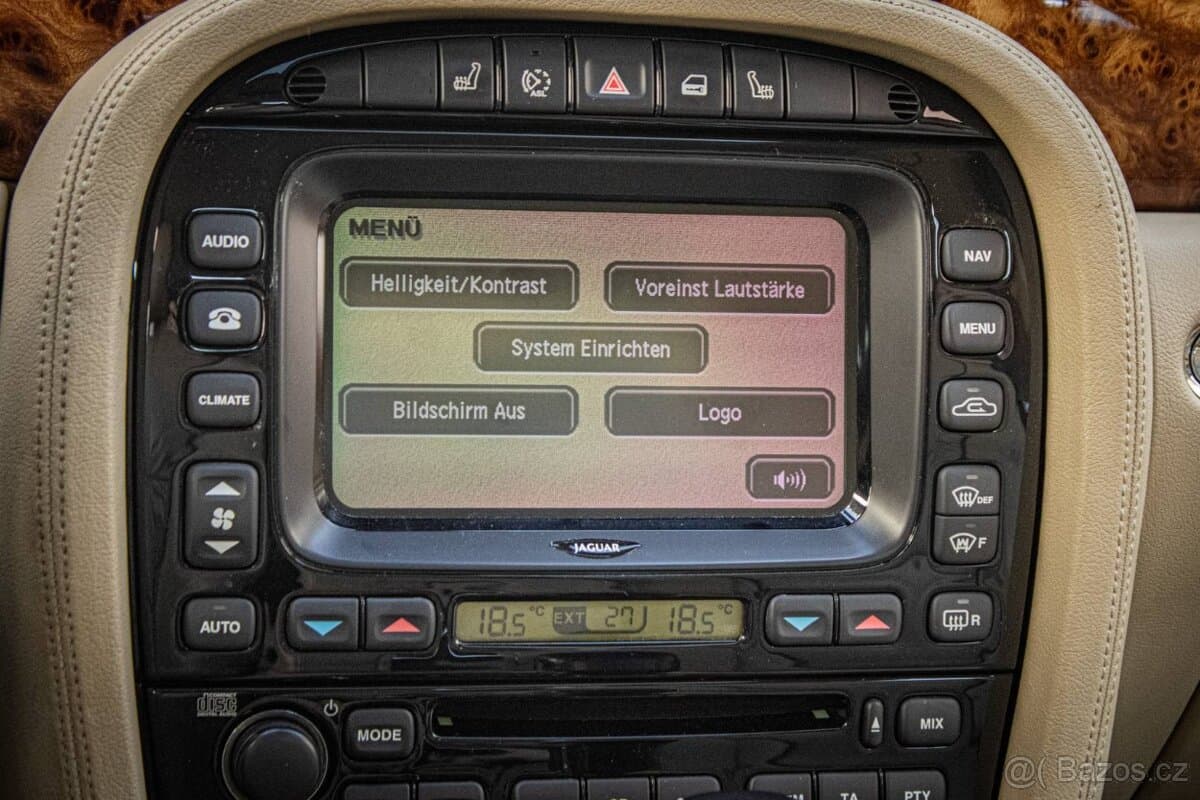 2007 Jaguar XJ - 16