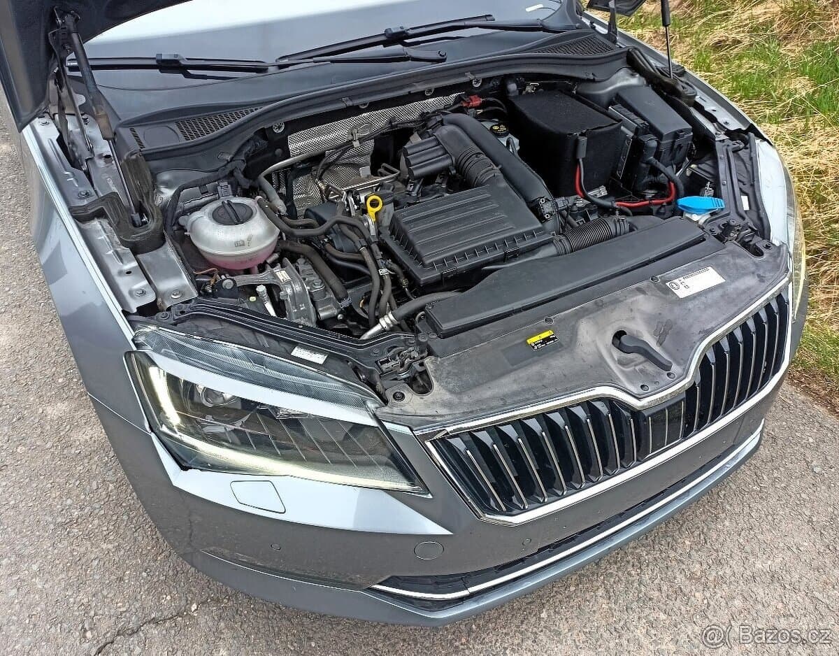 2016 Škoda SUPERB - 16