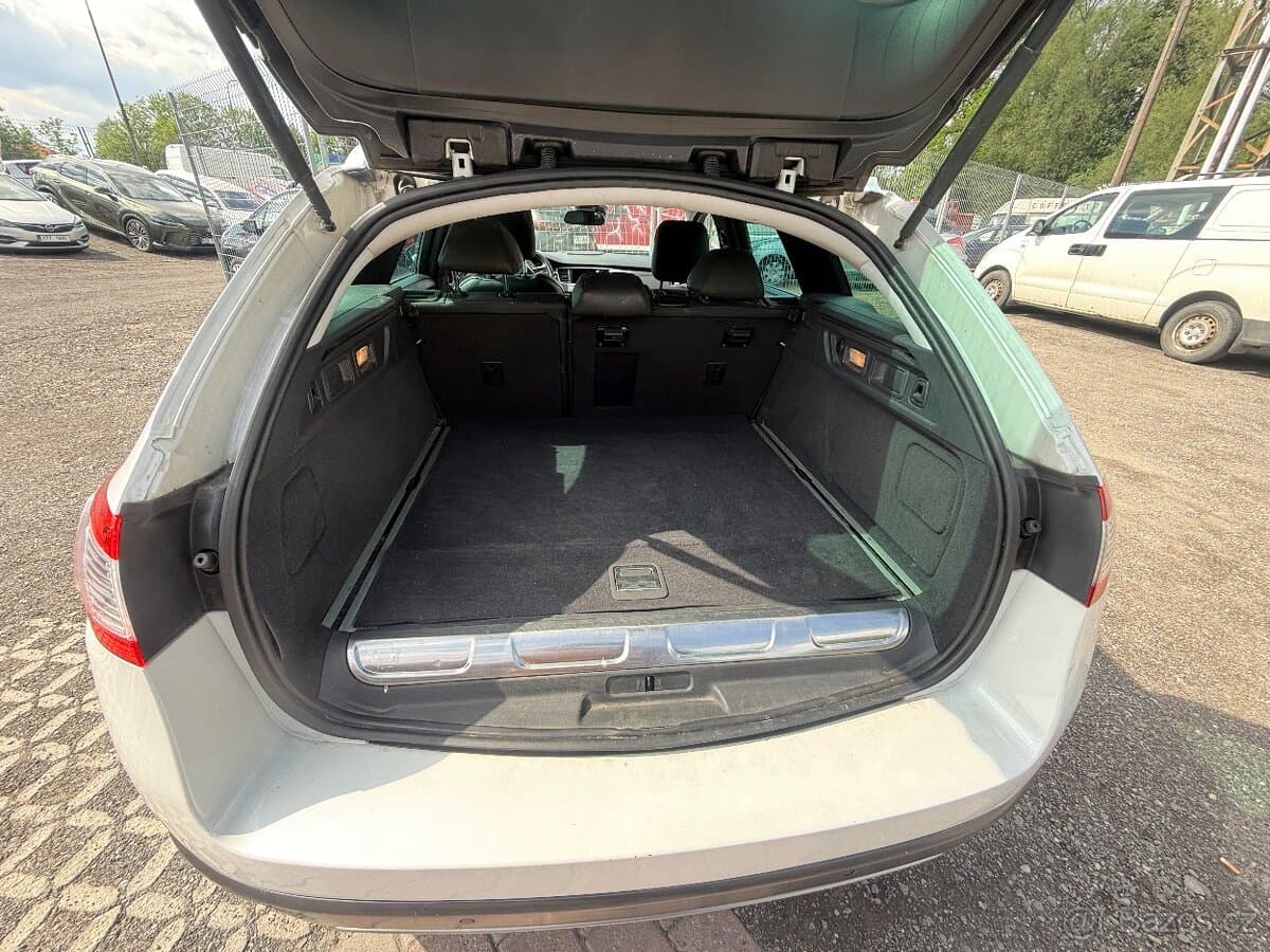 2015 Peugeot 508 - 16