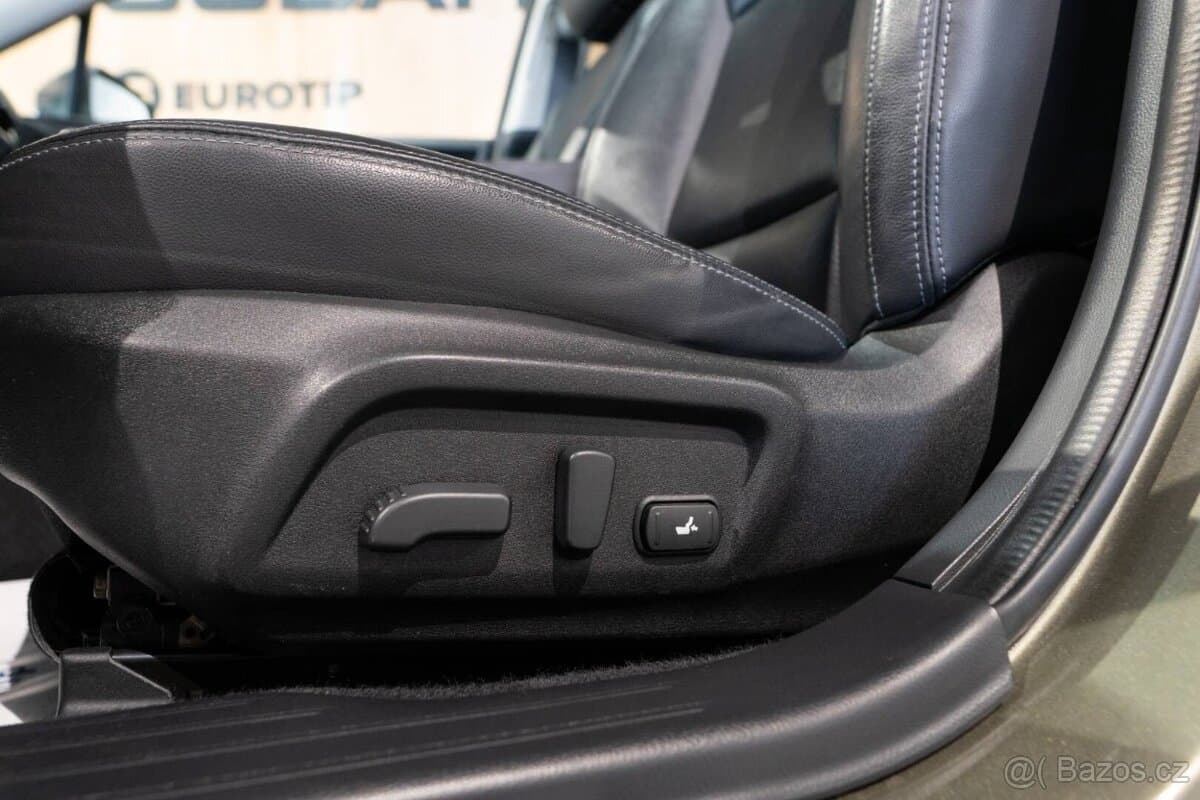 2019 Subaru OUTBACK - 16