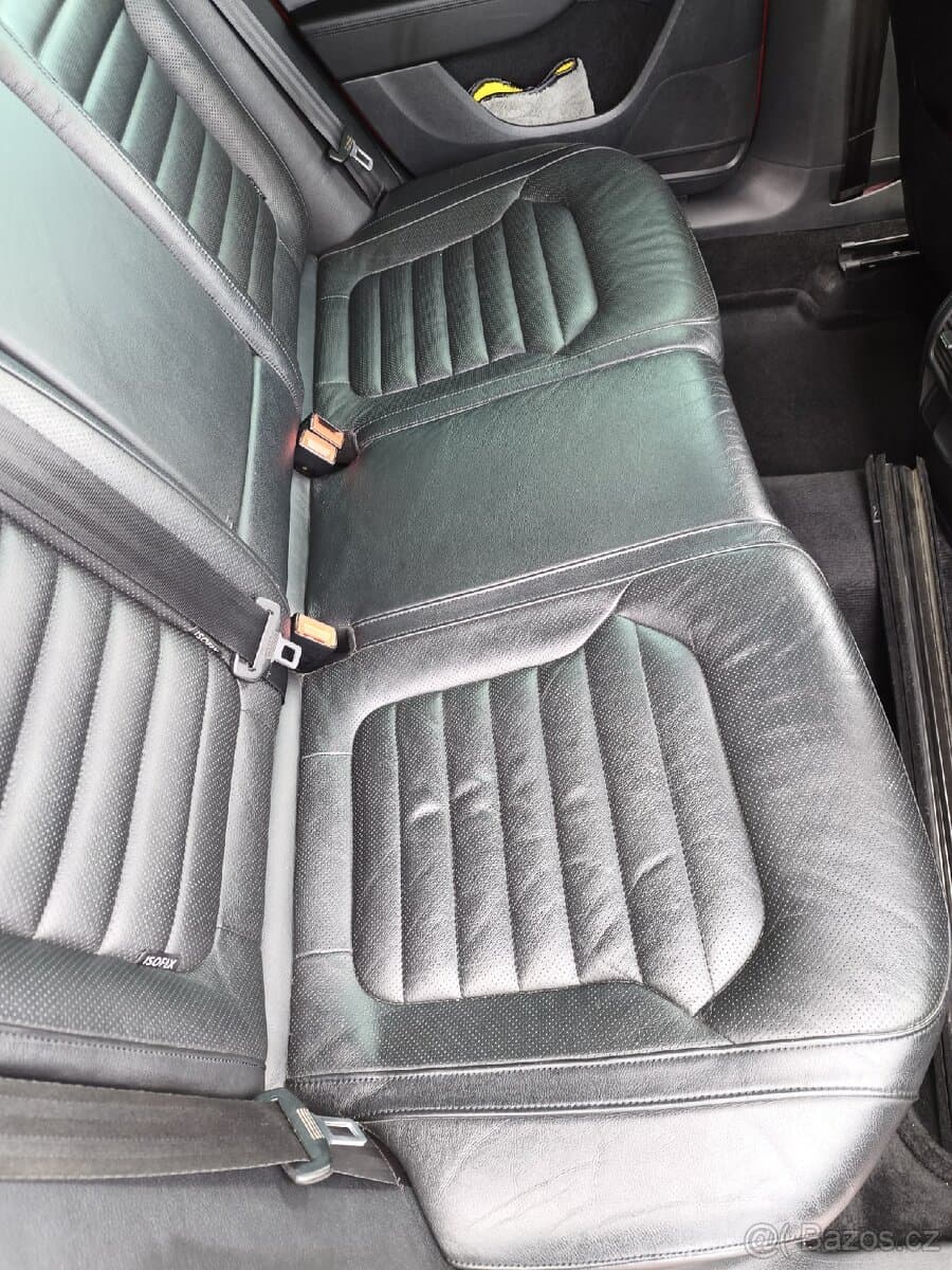 Volkswagen PASSAT - 16