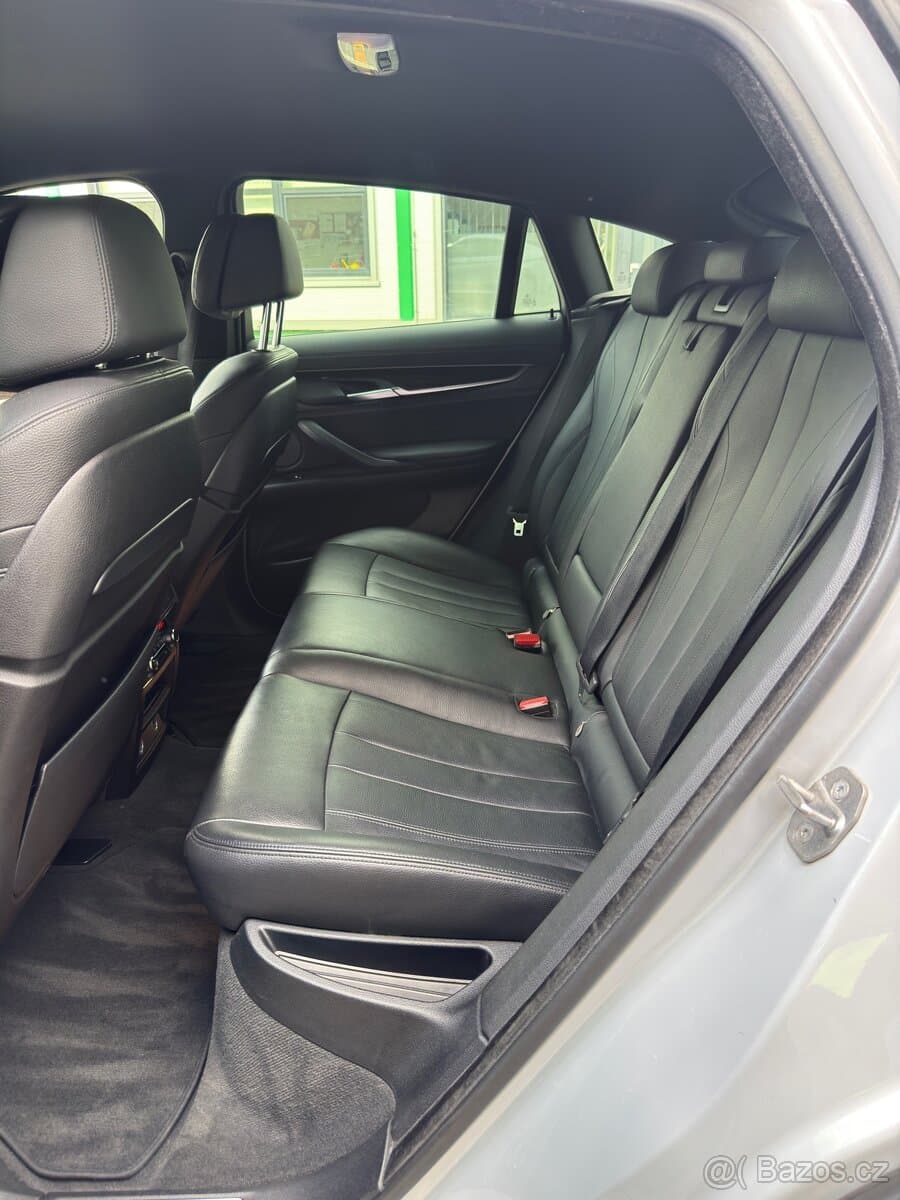 BMW X6 - 16