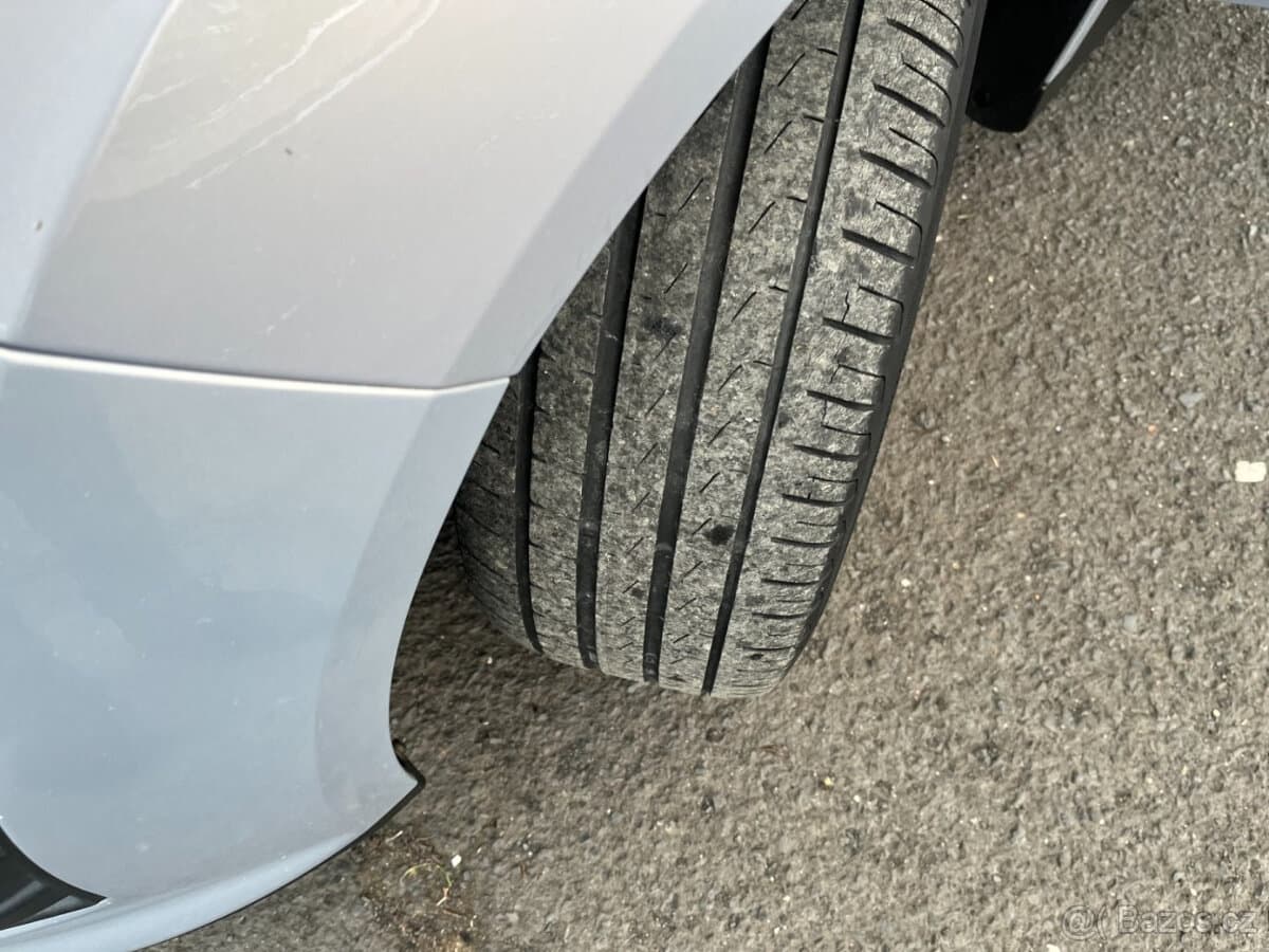 2011 Ford C-MAX - 16
