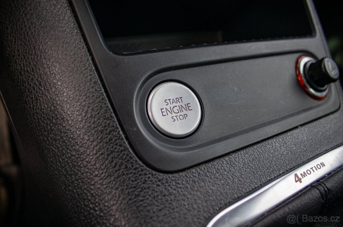 2012 Volkswagen TIGUAN - 16