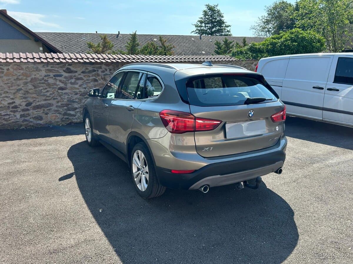 2018 BMW X1 - 16