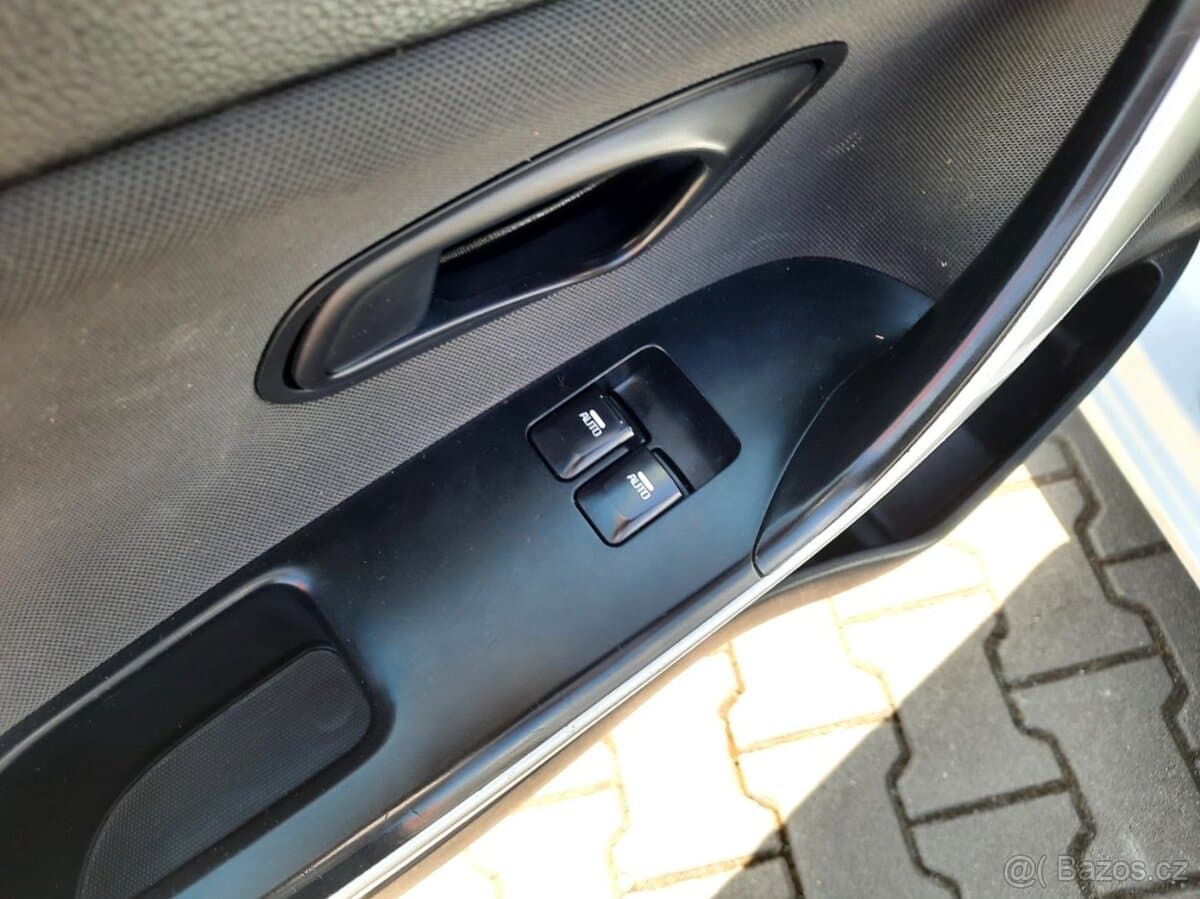2013 Kia CEE'D - 16