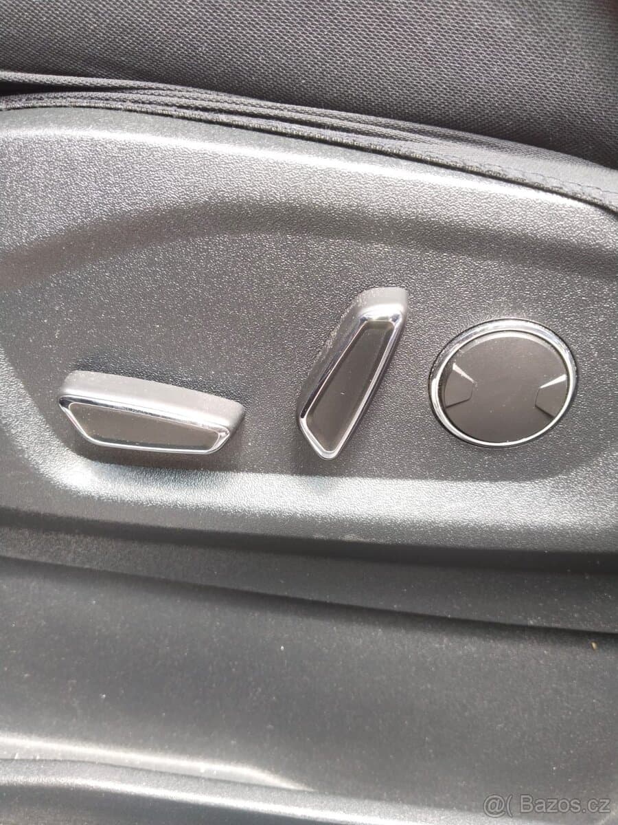 2019 Ford S-MAX - 16