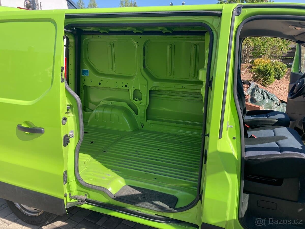 2019 Opel VIVARO - 16