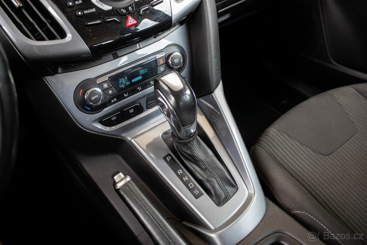 2013 Ford FOCUS - 16