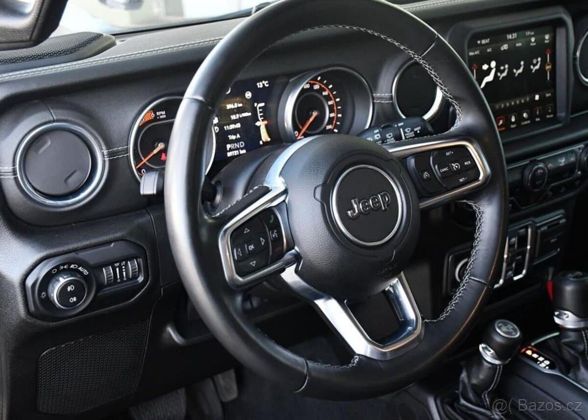 2019 Jeep WRANGLER - 16