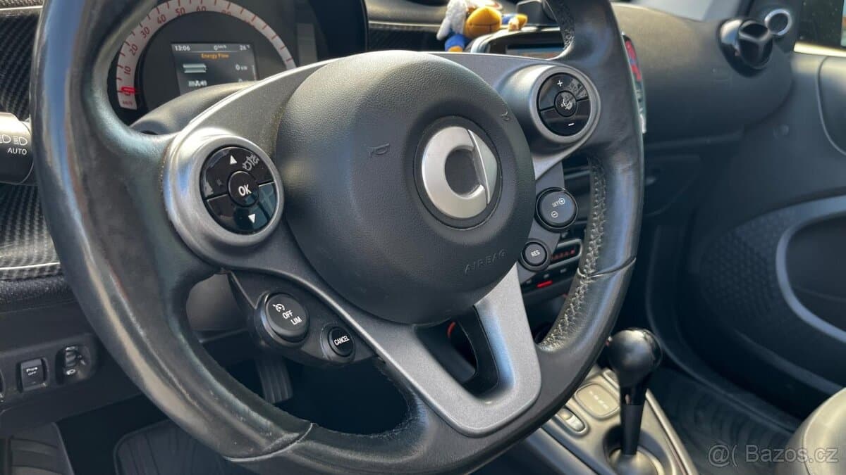 2020 Smart FORTWO - 16
