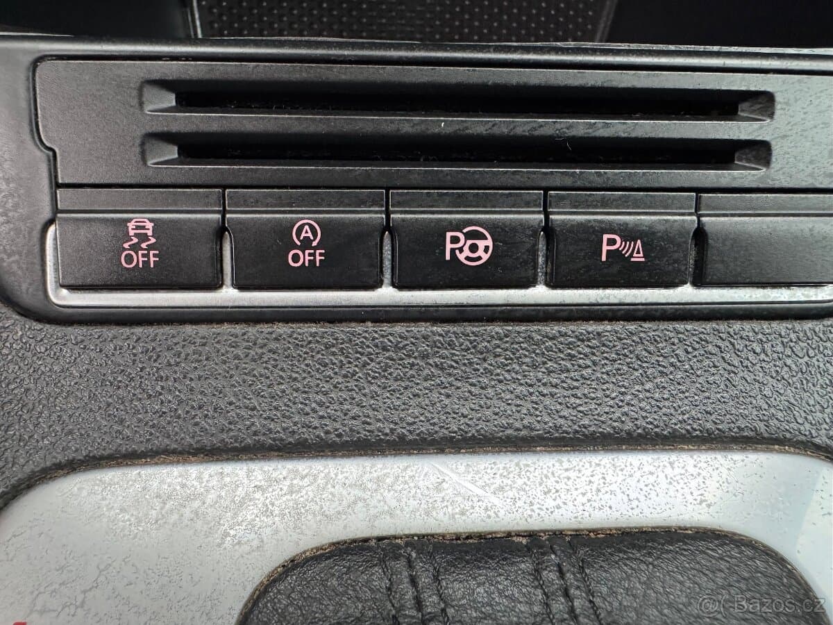 2013 Volkswagen TIGUAN - 16